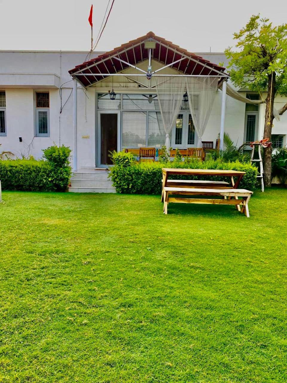 Solanki Farms & Pool Villa Garden Fully Private ชัยปุระ ภายนอก รูปภาพ